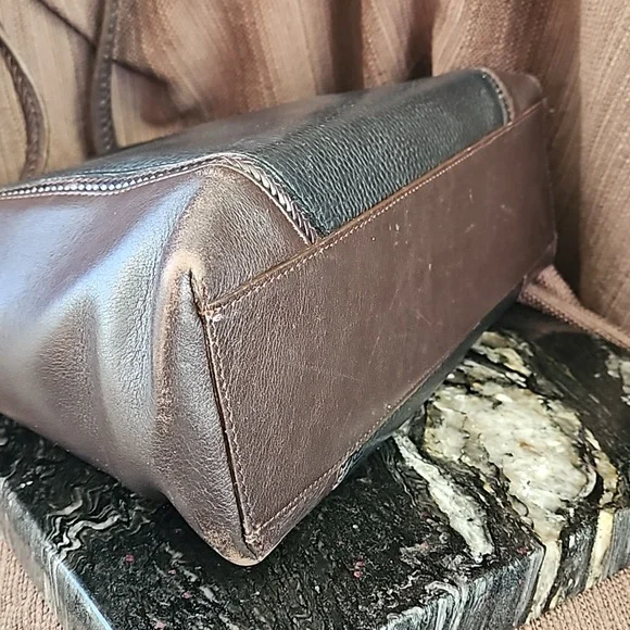 Vintage Brighton Leather Medium Purse - Picture 6 of 11